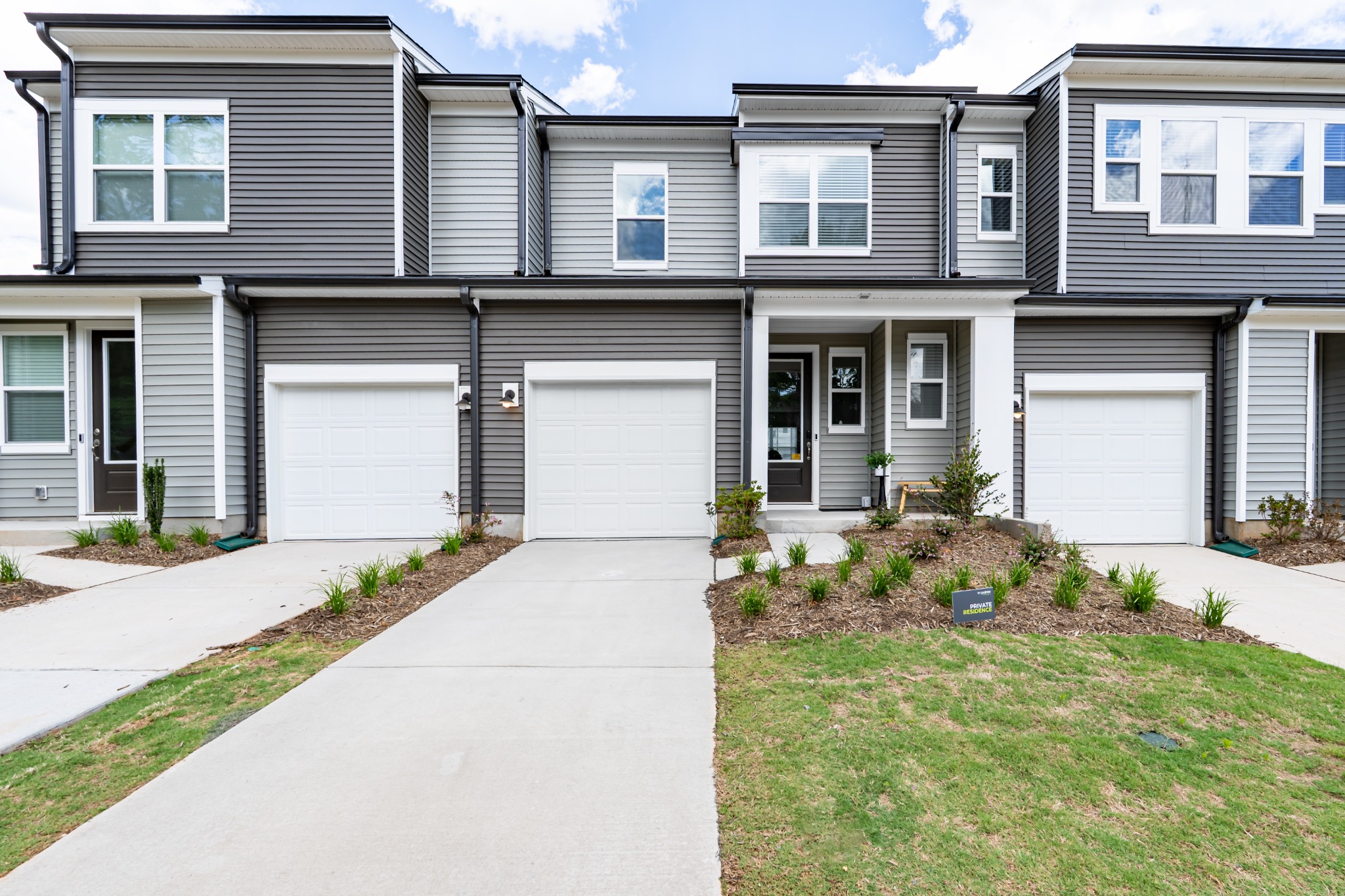 02-3026 Hutton Garden Ln-51
